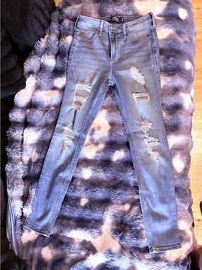 Hollister Light Blue Distressed Skinny Jeans